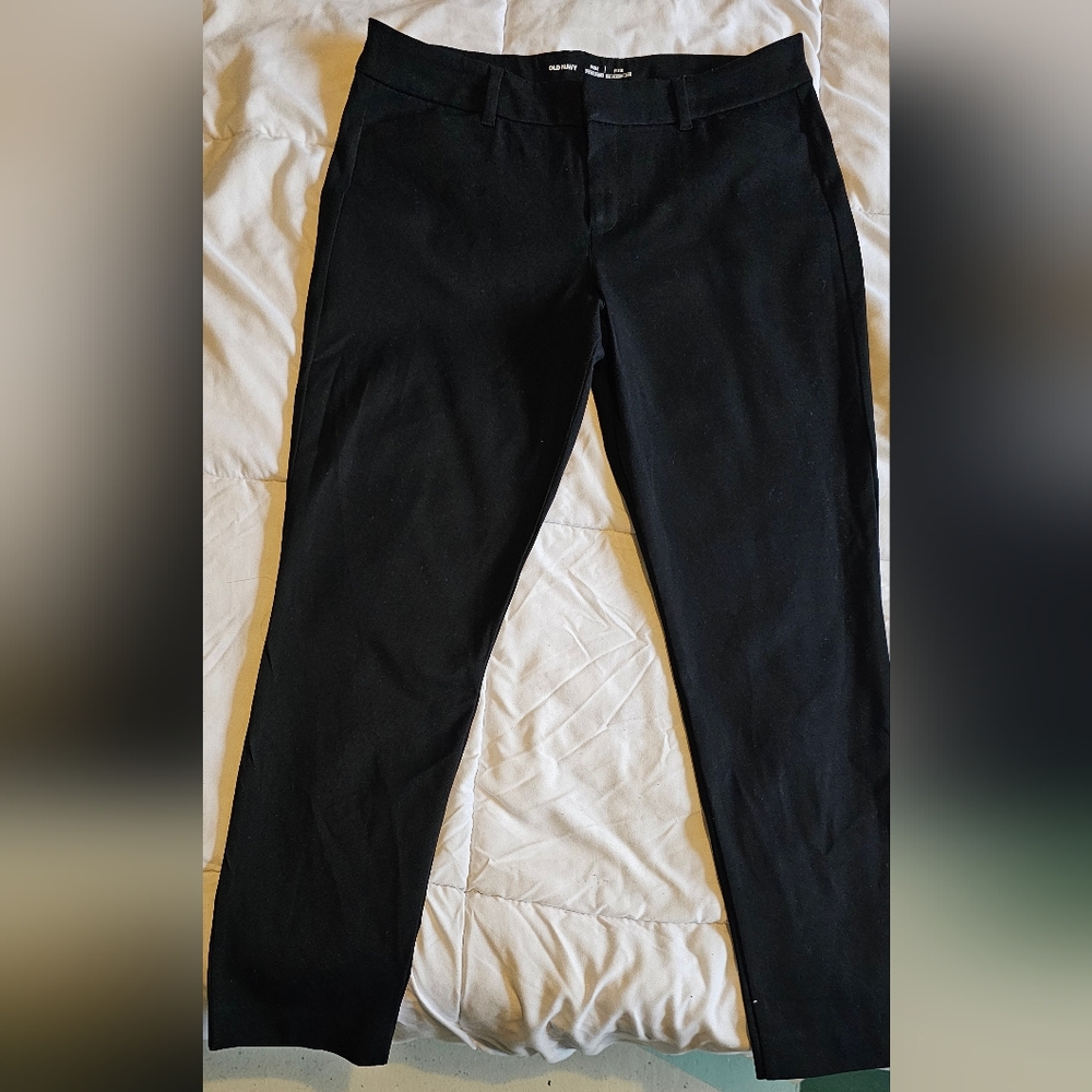 Old Navy Pixie Never-Fade Black Jeans Size: 8
